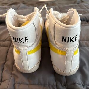 Nike High-Top Women’s Blazers